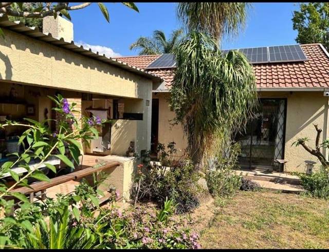 3 BEDROOM HOUSE FOR SALE IN BLOUBOSRAND